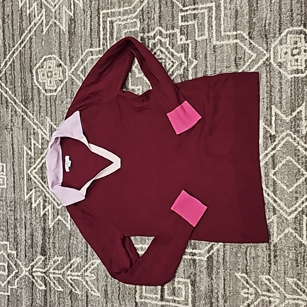Croft and Barrow V neck Collared sweater